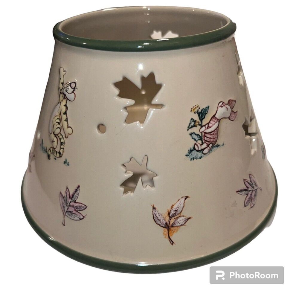 Disney Parks Winnie the Pooh & Friends Ceramic Jar Candle Lamp Shade Topper Only
